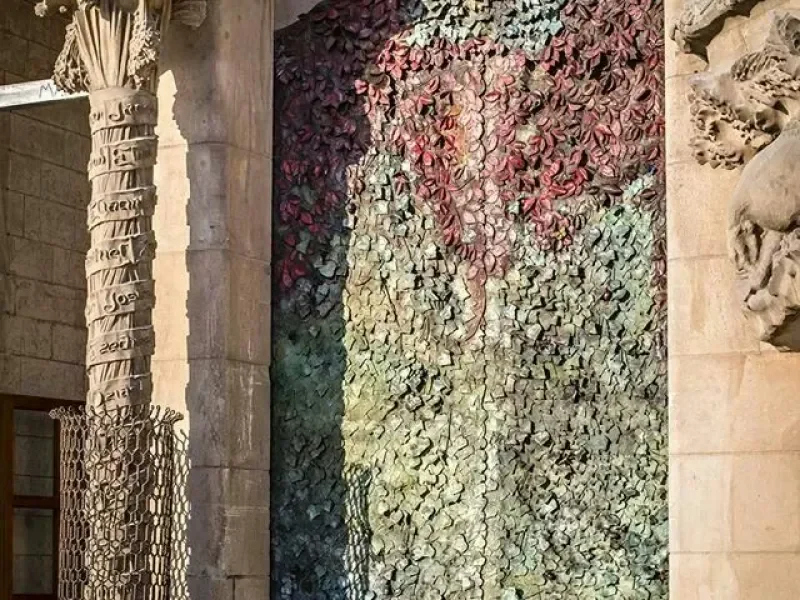 puerta_de_la_sagrada_familia1