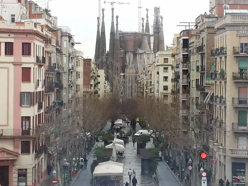 sagrada_familia_desde_sant_pau1