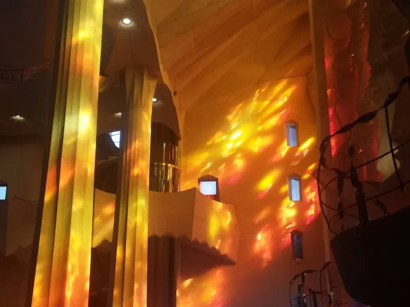 sagrada_familia_interior1